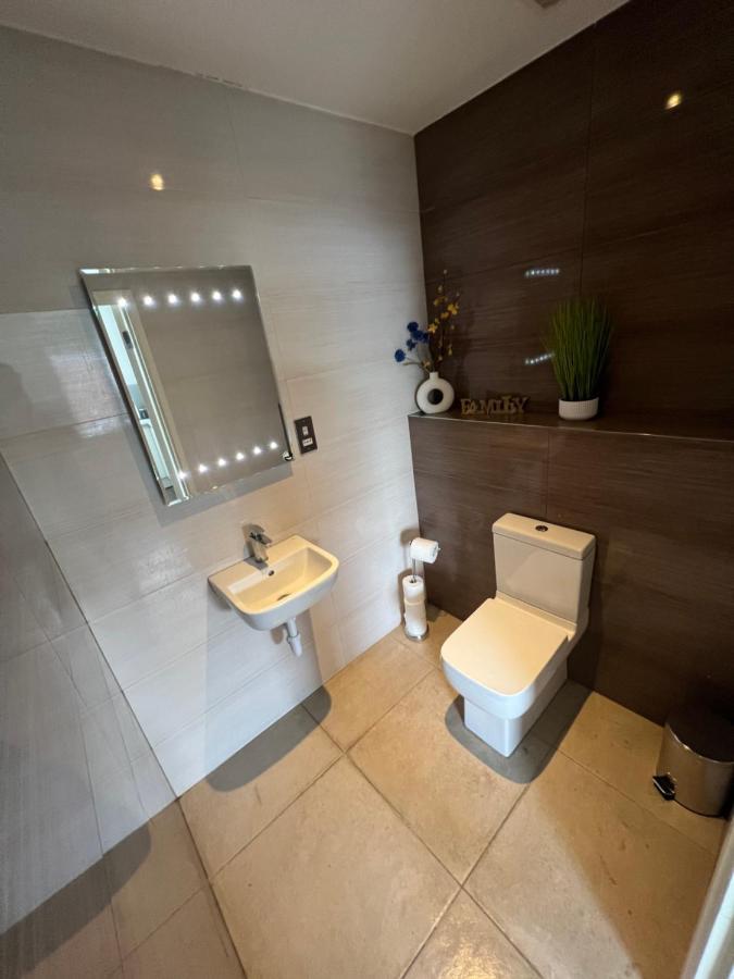 3Bed Flat 3Wc And Great Location Near Excel City Airport O2 And Canning Town Station Villa Лондон Екстериор снимка