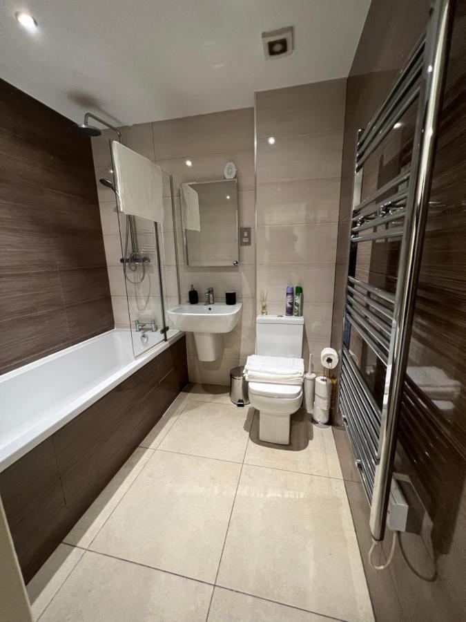 3Bed Flat 3Wc And Great Location Near Excel City Airport O2 And Canning Town Station Villa Лондон Екстериор снимка
