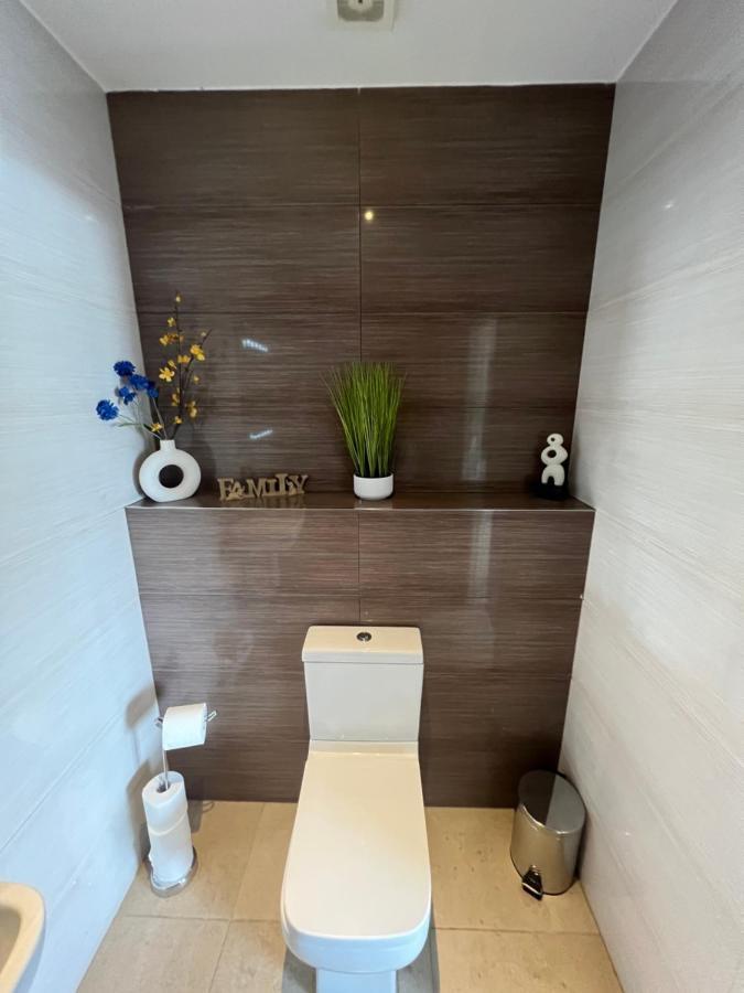 3Bed Flat 3Wc And Great Location Near Excel City Airport O2 And Canning Town Station Villa Лондон Екстериор снимка