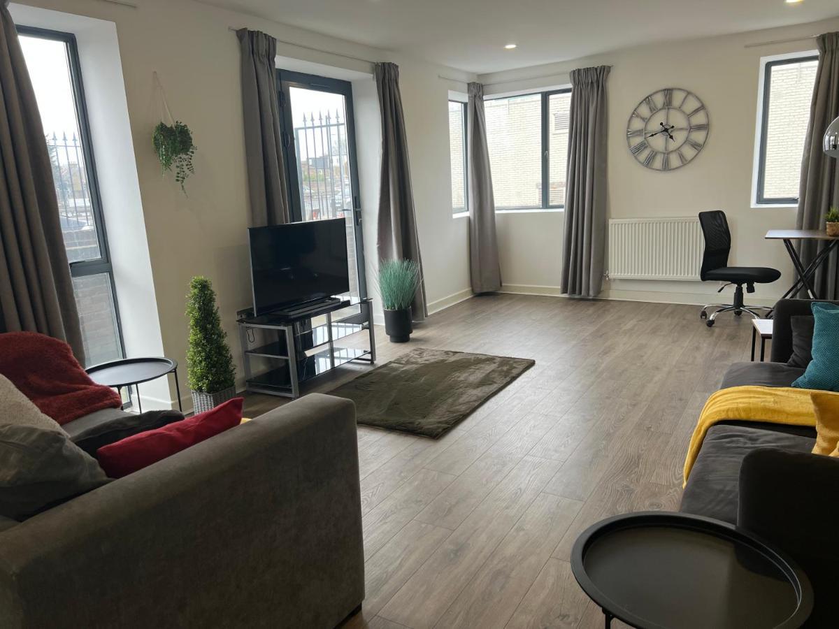 3Bed Flat 3Wc And Great Location Near Excel City Airport O2 And Canning Town Station Villa Лондон Екстериор снимка