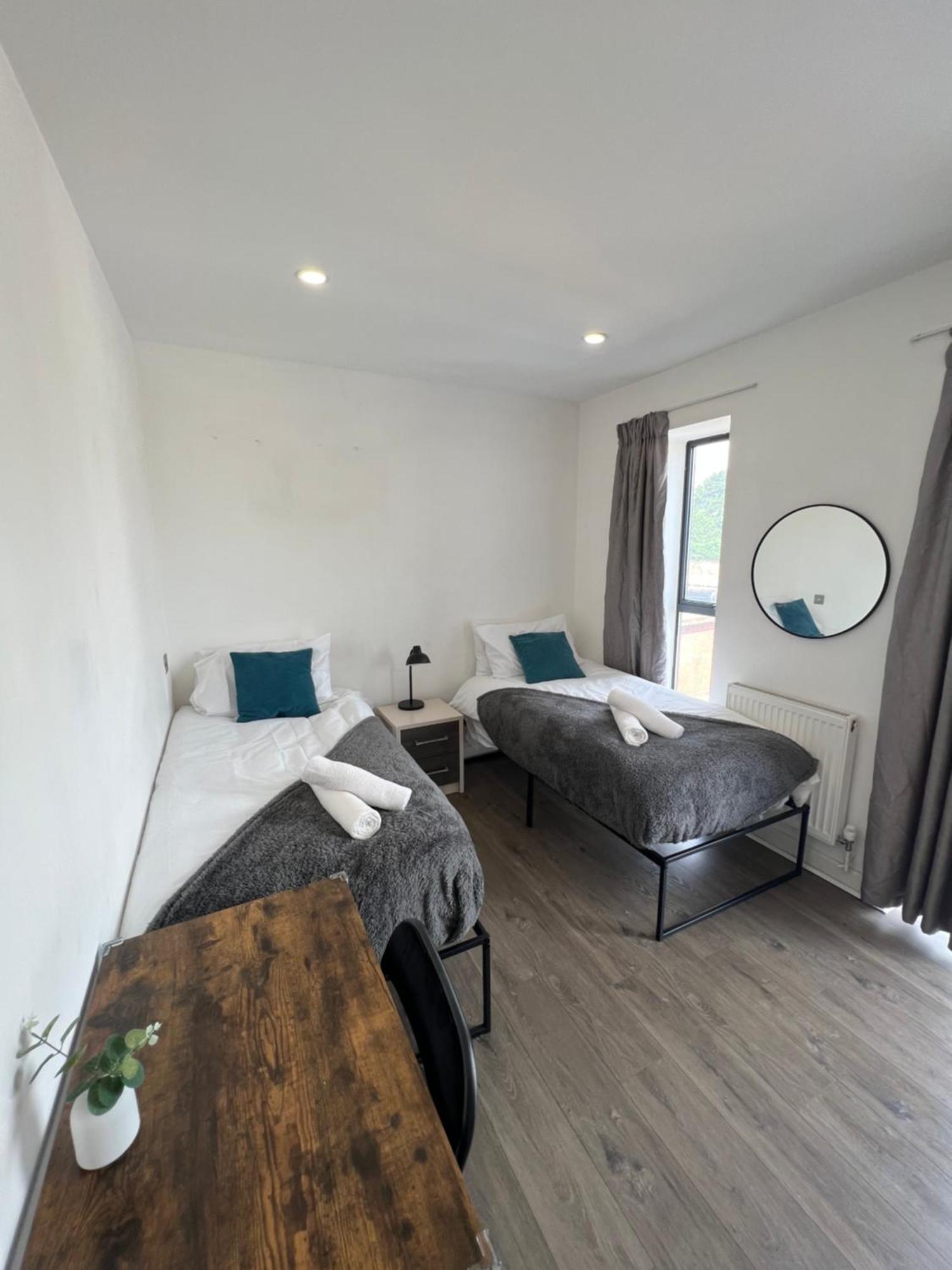3Bed Flat 3Wc And Great Location Near Excel City Airport O2 And Canning Town Station Villa Лондон Екстериор снимка